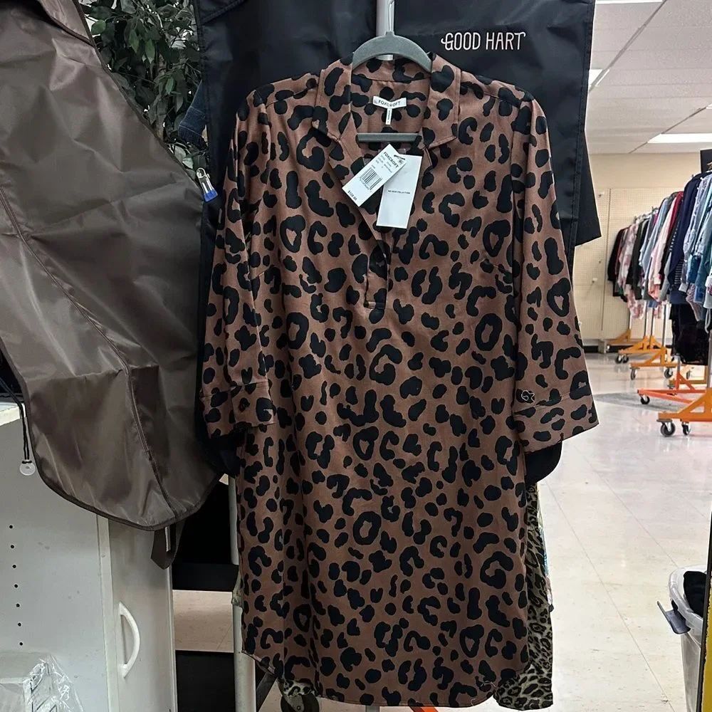 Foxcroft Leopard Print Tunic in Black and Brown